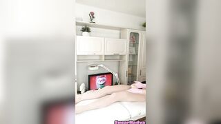 SugarNadya waxes the slender legs of a client with a perfect ass - 11 image