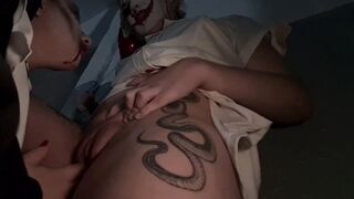 HALLOWEEN PARTY WITH THE CLOWN OF EVIL, ATTACKING ALL THE HORRY-FULL GIRLS - 12 image