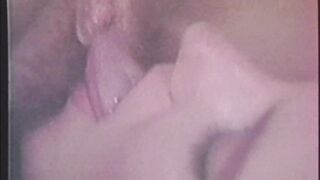 Girls Eating Wet Pussies - 11 image