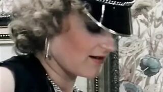 Retro Lesbian Studio