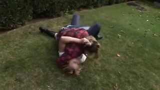 pelea de mujeres en jeans - 11 image