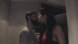 SILENCIO | Se coge a la madrastra a escondidas - 2 image