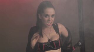 Kaia and Tammie Lee enjoy screwing their pussies with sex