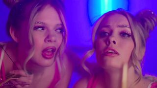 Teen Coco Lovelock And Haley Spades Seduce Hot Jessica Ryan - 2 image