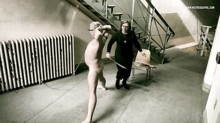 Dominatrix Mistress April  Rose garden 2  ebony female slave training - 14 image