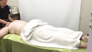 hot pretty bbw getting deep relaxing body massage at spa U010