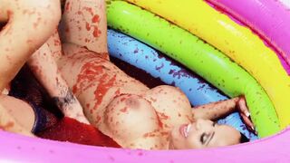 Tammie Lee and Romana Ryder satisfy the craving for fake - 1 image