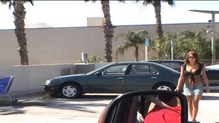 she gets her tits sucked - 1 image