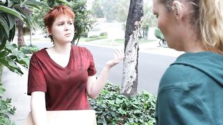 Horny lesbians have hardcore threesome fuck in bed