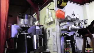 Lesbian photographer seduced a inexperienced girl into having sex with her - 3 image