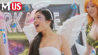 Jerkaoke - Lauren Phillips and Gia Derza - EP1 - 5 image