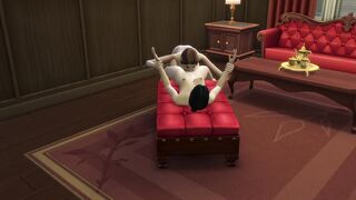 Lady Alla plays with her maid - 7 image