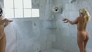 Sexual urge attacks two lesbians inside the locker room - 9 image