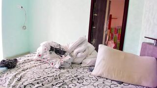 4 part of streaming 31-05-2022 1 hour shows naked natural tits with little nipples touch my naked body with long green n