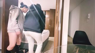 Mi empleada de domestica me ofrece otros servicios! - 4 image