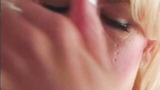 Sexy tits blonde duo sucking moist cunts on the floor - 3 image