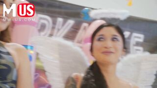 Jerkaoke - Lauren Phillips and Gia Derza Eat Each Other Out and Fuck - 2 image