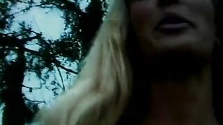 Gorgeous cuttie spreads her legs and lets her playmate lick her wet cunt