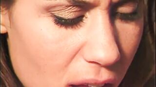 Hot beauties get down to some lip locking and pussy sucking - 15 image