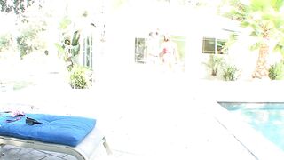 My Boyfriends Mum is licking my Pussy Outdoor - 6 image