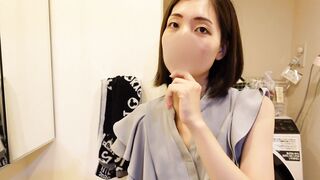 Shaving my friend's pussy hair - 3 image