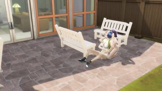 Two inexperienced lesbians licked each other in the neighbor's yard - 6 image