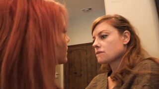 Sovereign lesbian Syre gets fucked by Alexandra s toys - 5 image