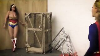 Wonder Woman vs Super Girl - 7 image