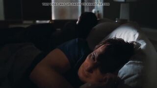Amanda Seyfried and Julianne Moore - 'Chloe' - 7 image