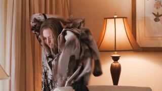 Amanda Seyfried and Julianne Moore - 'Chloe' - 9 image