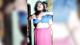 Sexy Bhabi using vibrator with inexperienced dever...hot bhabi ki doodh. - 4 image