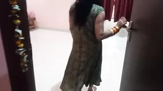 Kamre Mein Sexy Video - Pakistani sexy video Lesbian Porn Videos
