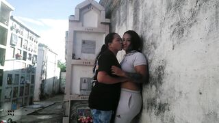 hoy nos vamos de entierro - 2 image