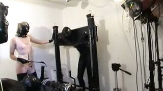 three latex cats tie up their submissive slave - 13 image