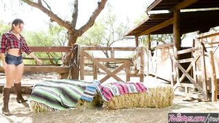 Twistys - Wont Quit You - Cassidy KleinNina North - 3 image