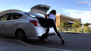 Dominatrix Mistress April - A Slaves Bath - 8 image