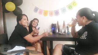 a su mujer para cojerse a la mejor amiga