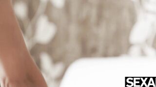 Insatiable lesbian lovers can't get enough of each other's pussy - 4 image