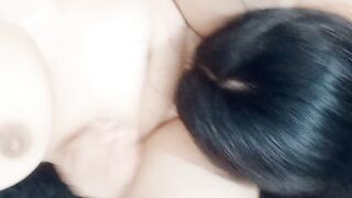 Lesbiana real dando placer con un oral - 15 image