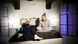 Who ... castrated Santa Claus? - Long Version - 2 image