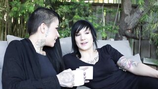 hot tattoo lesbo orgy - 2 image