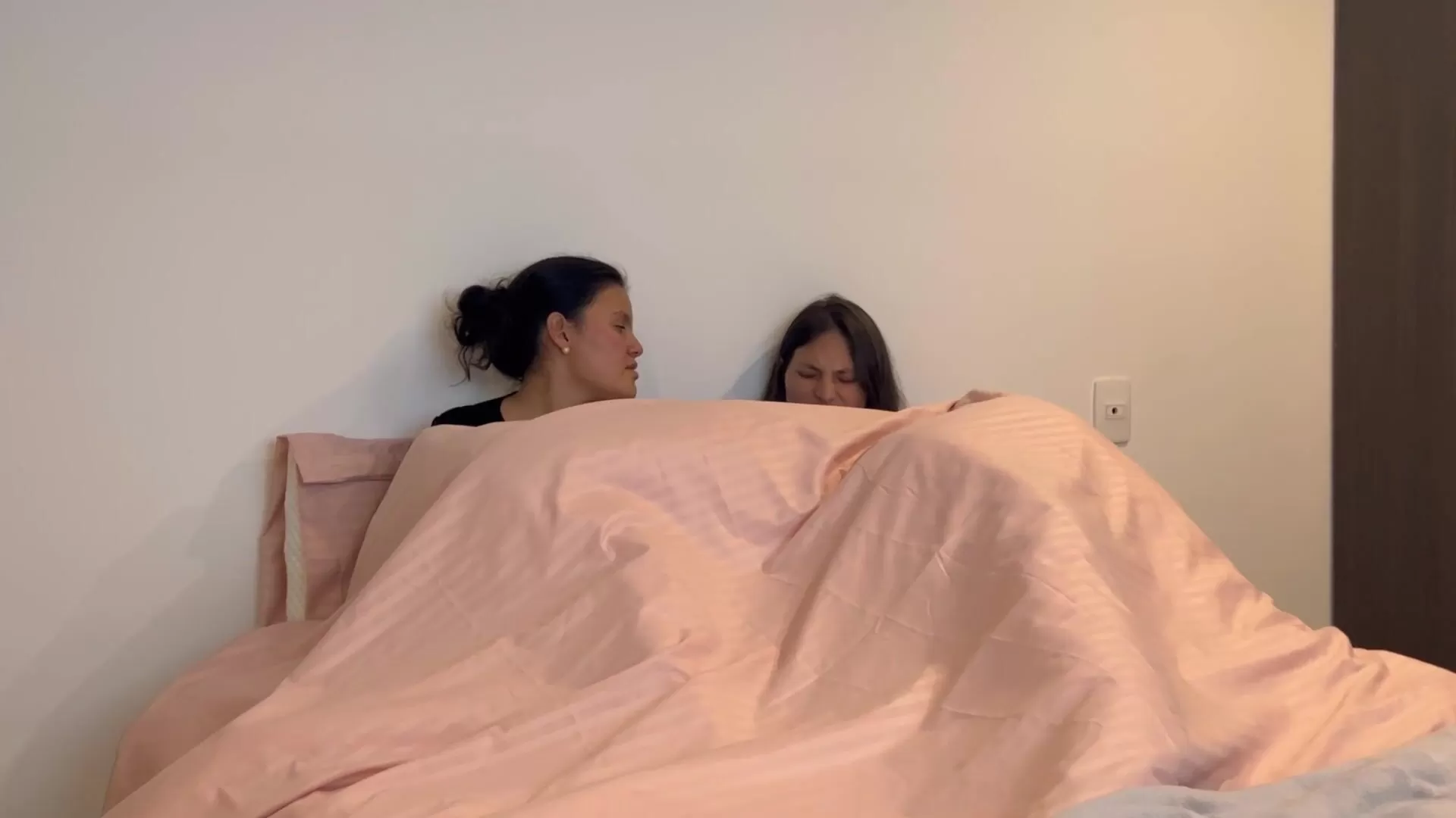 hus wife friend sleep together Porn Pics Hd