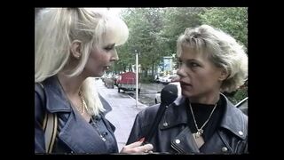 Sandra Fox, Fisting and Lesbian Fun with other women 05 - 1 image