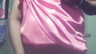 Desi sexy girl Chode Bhoda is cracking l Indian sex with - 2 image