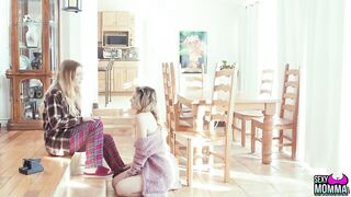 SEXY MOMMA - River Lynn Knows What Step Mom Lindsay Likes