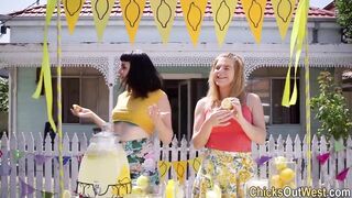 Amateur lesbo ass rimmed - 2 image