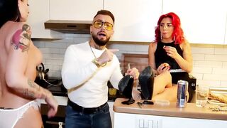 Stepsister Likes Pussy Too, Friend Fucks Stepsister's Boyfriend (THREESOME) - 4 image