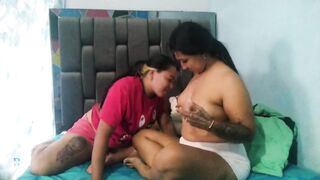 playing with erotic dice - 5 image