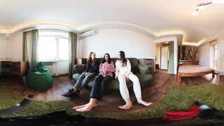 3-D VR Lesbian Foot Worship - 12 image