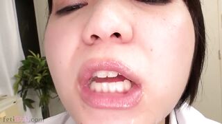 Lesbian Face Lick and fluid me - 6 image